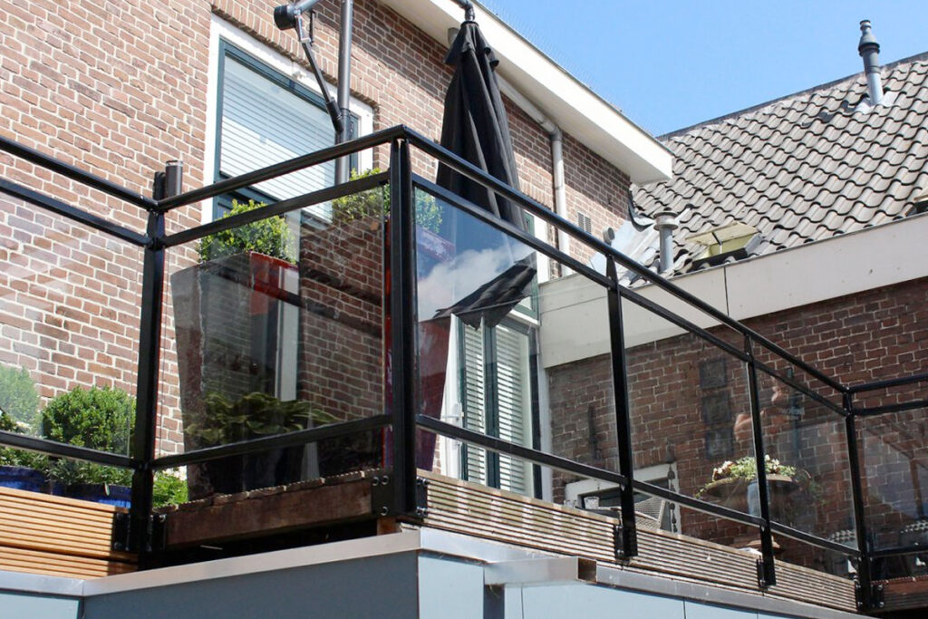 Glazen balustrades dakterras