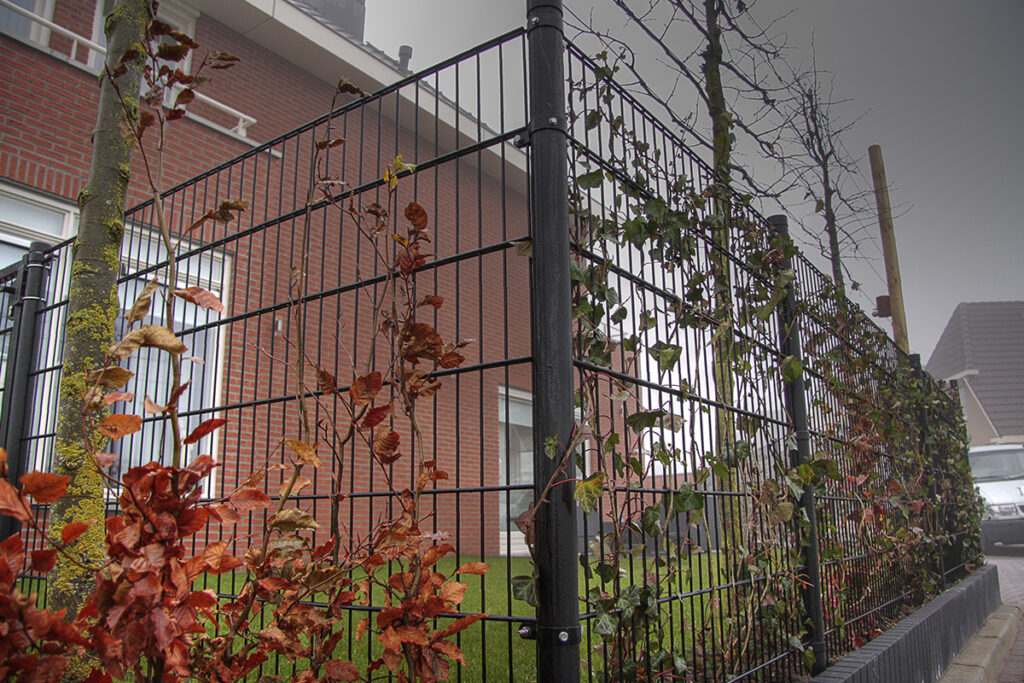 Waar op letten kopen dubbelstaafmat hekwerk