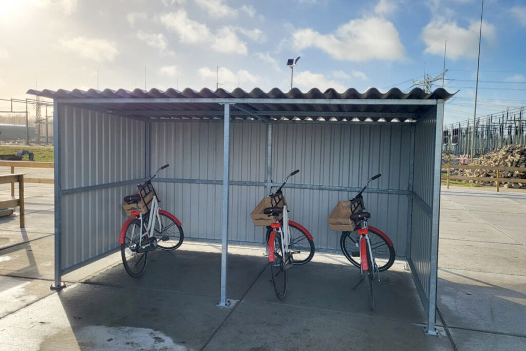 Welke vloer kies je onder een stalen fietsenhok