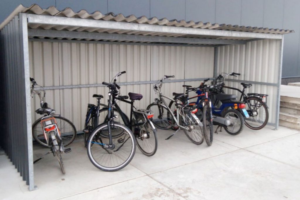 Stalen fietsenhok laten lassen