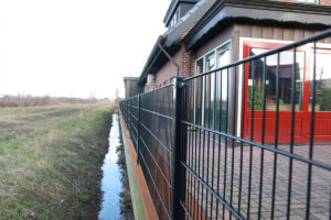 Hekwerk laten plaatsen