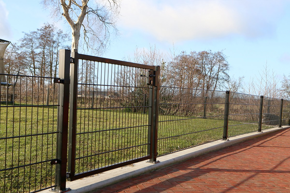 Waarom kiezen voor Dubbelstaafmat hekwerk