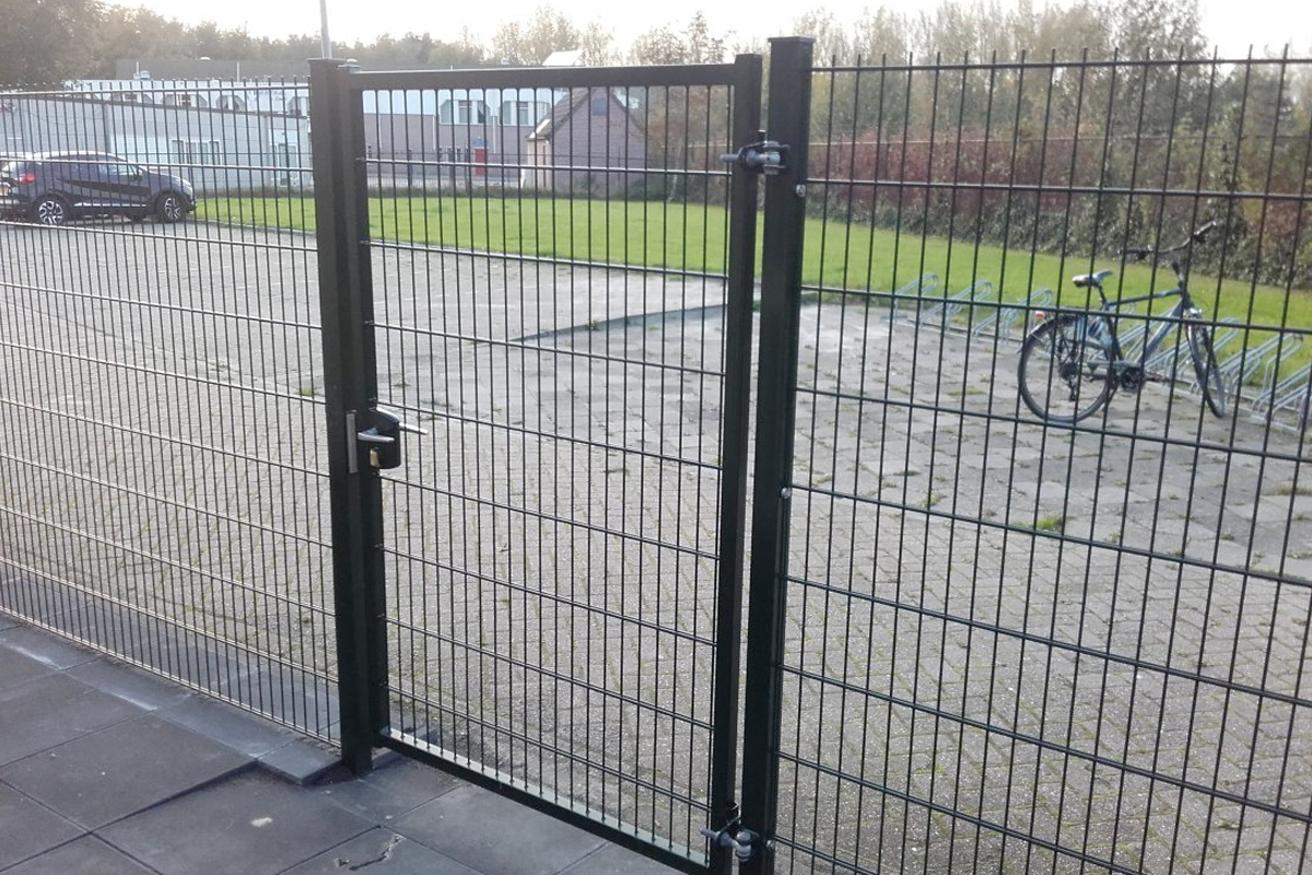 Waarom kiezen voor een stalen hekwerk