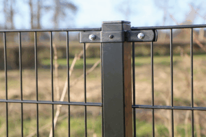 Hekwerk voor bedrijf laten installeren