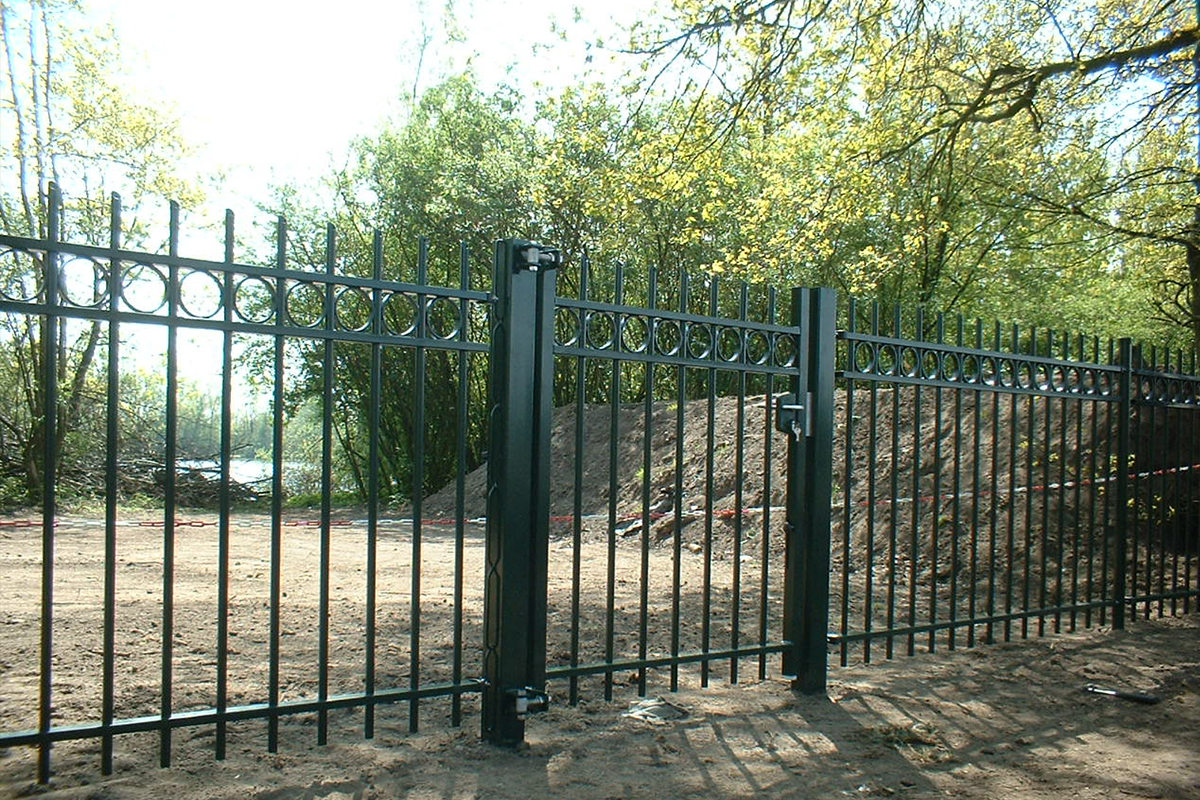 Stalen poort laten maken