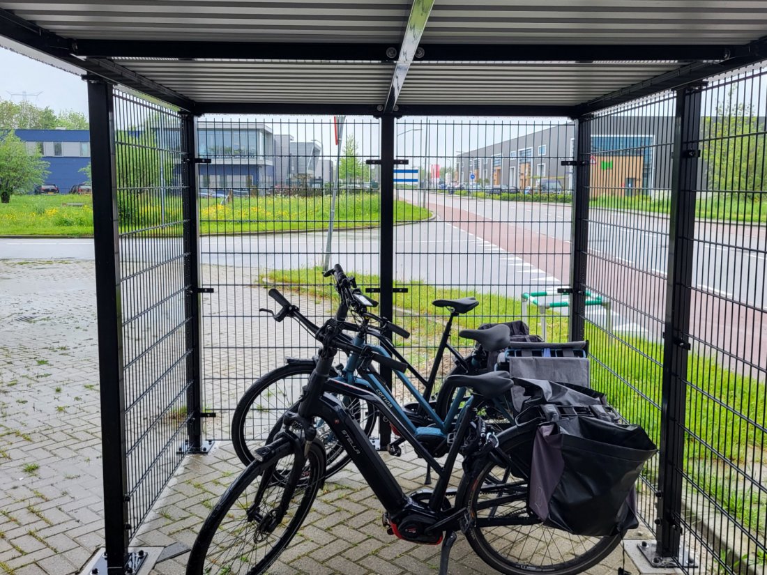 Fietsenberging met elektrische fiets